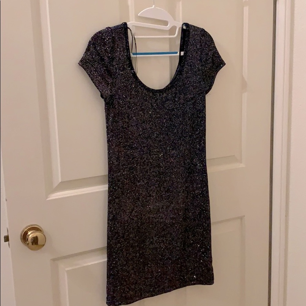 Party Sparkle Dress🤍